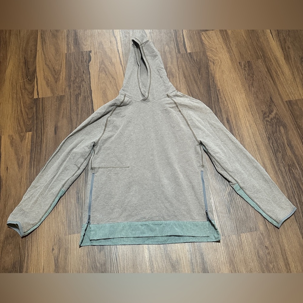 Lululemon Men’s Hooded Sweater Sweatshirt